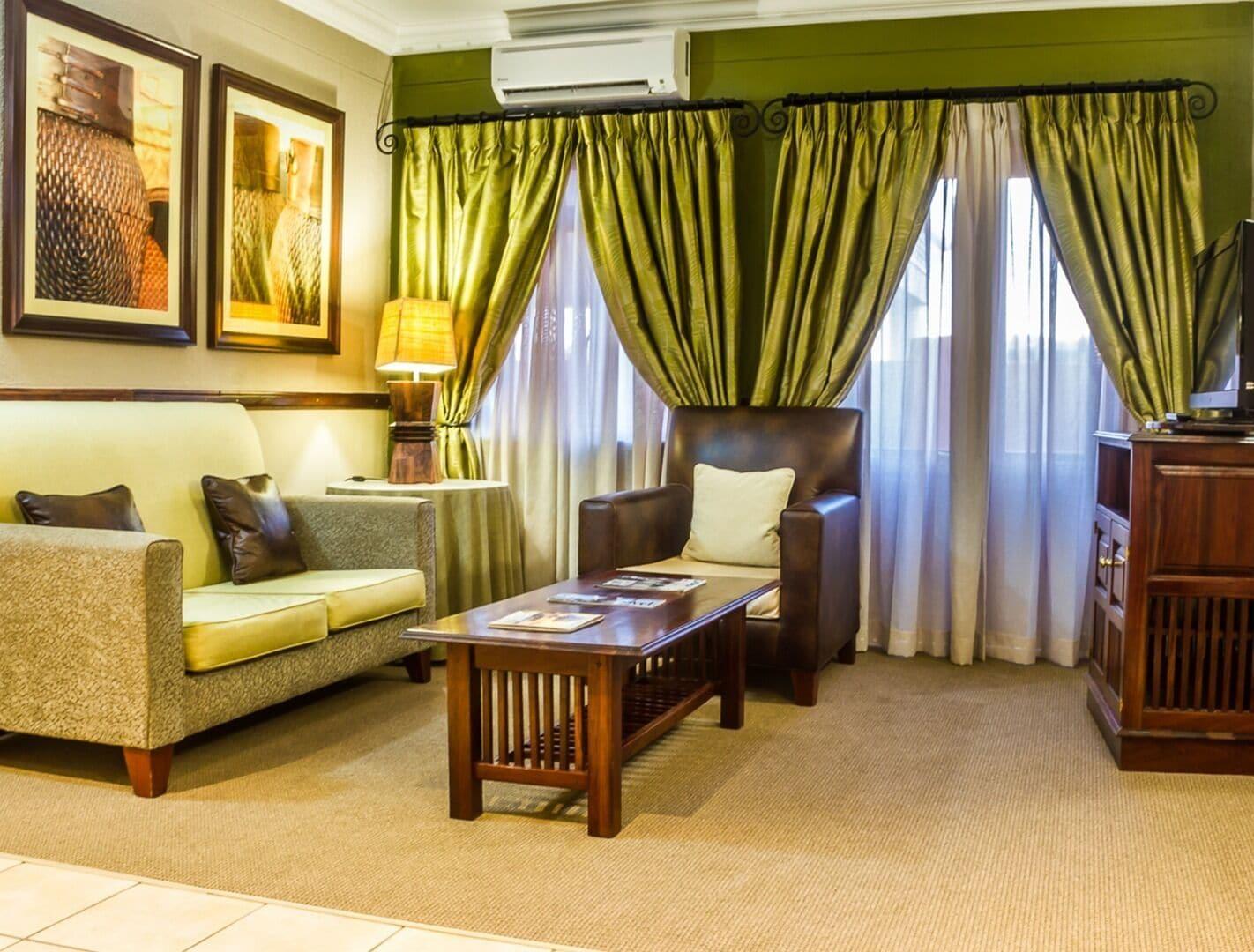 Peermont Mondior Hotel Габороне Экстерьер фото
